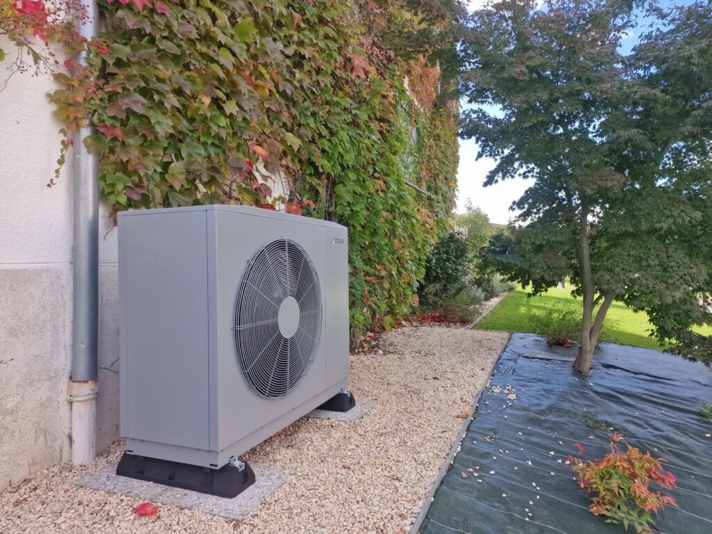 pompe a chaleur-roanne-climatisation-chauffage-loire-69-installation-amplepuis